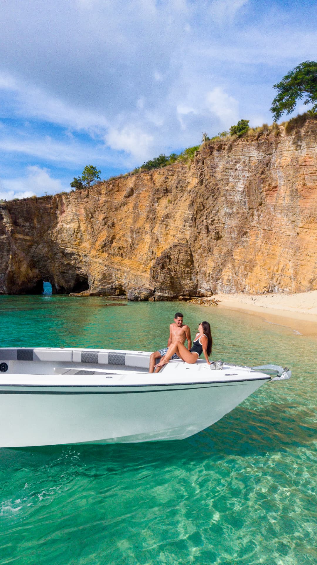Sint Maarten — Tintamarre & Creole Rock